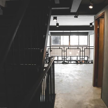 The Cube Hostel Khaosan Bangkok Extérieur photo