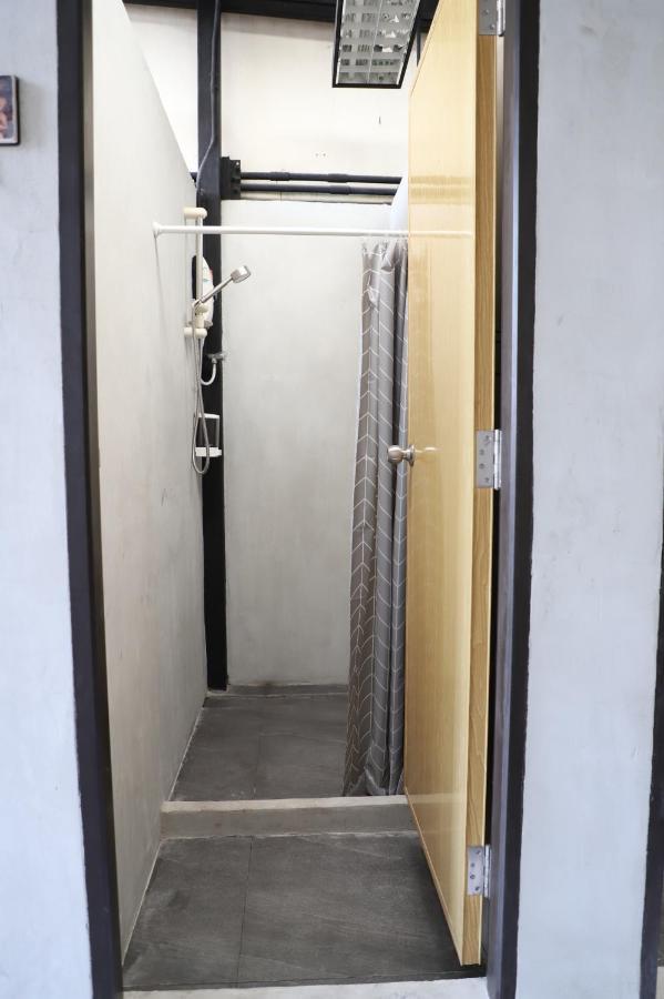 The Cube Hostel Khaosan Bangkok Extérieur photo