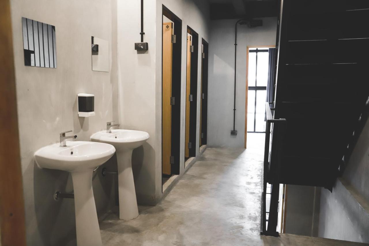 The Cube Hostel Khaosan Bangkok Extérieur photo