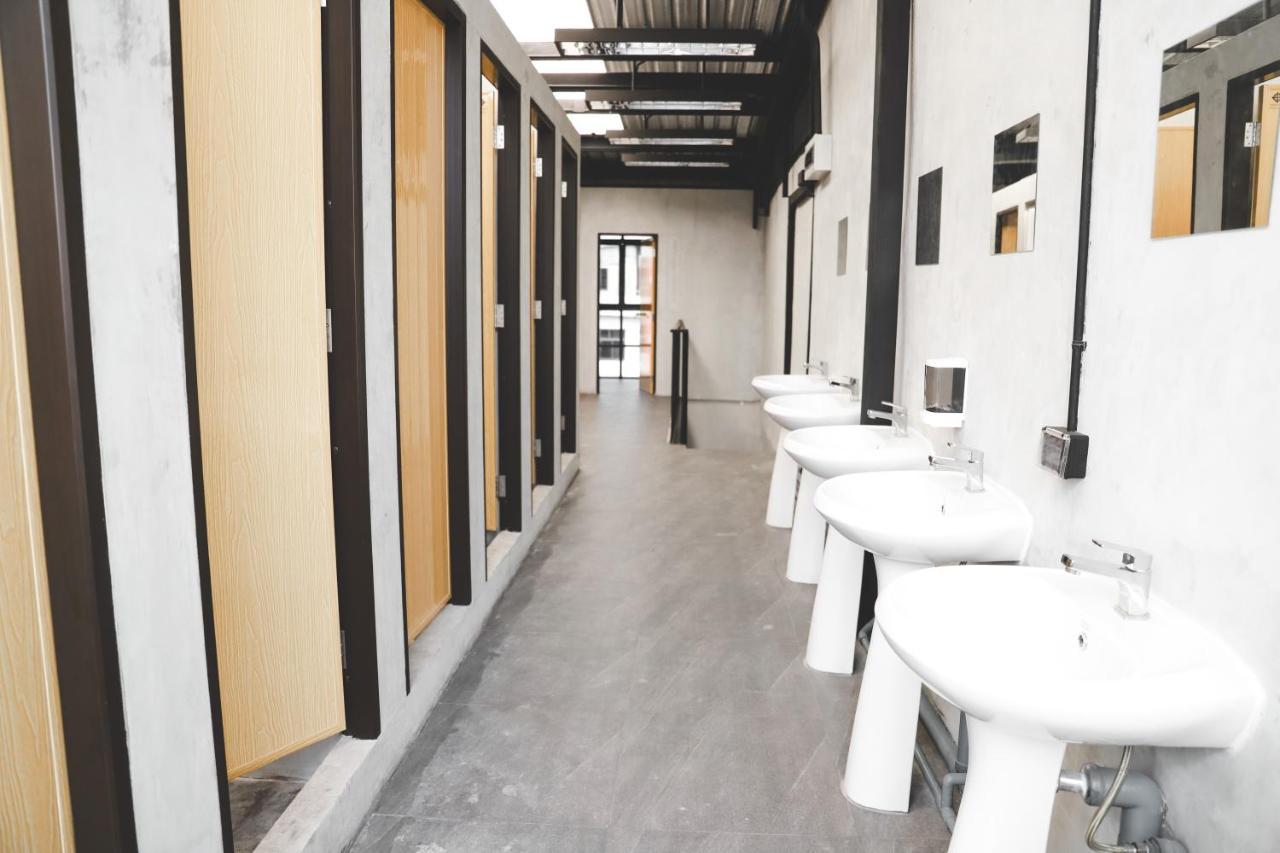 The Cube Hostel Khaosan Bangkok Extérieur photo