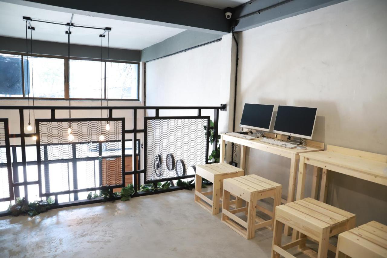 The Cube Hostel Khaosan Bangkok Extérieur photo